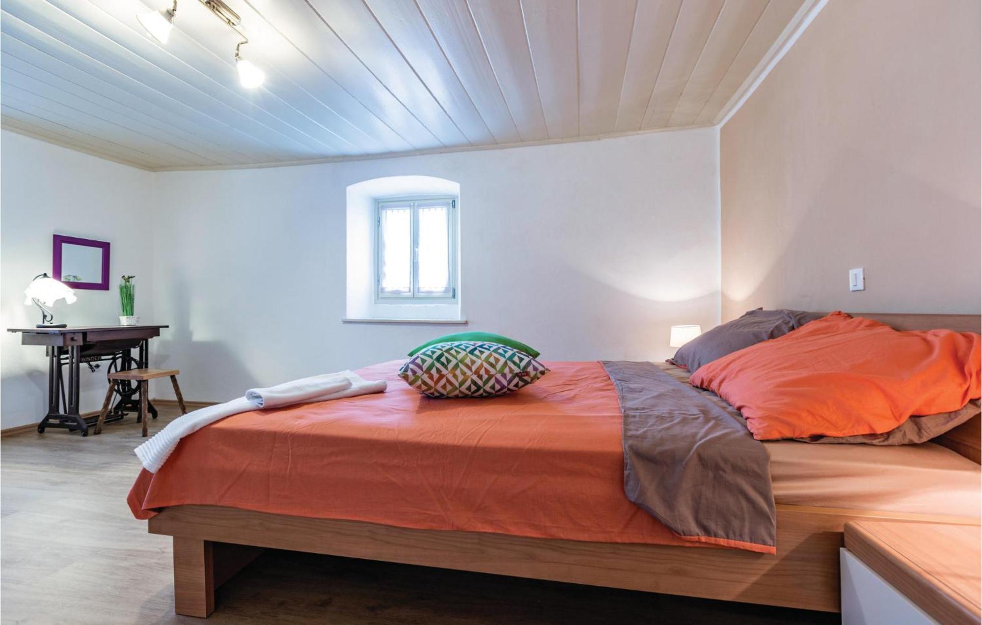 Cozy Home In Pazin With House A Panoramic View Экстерьер фото