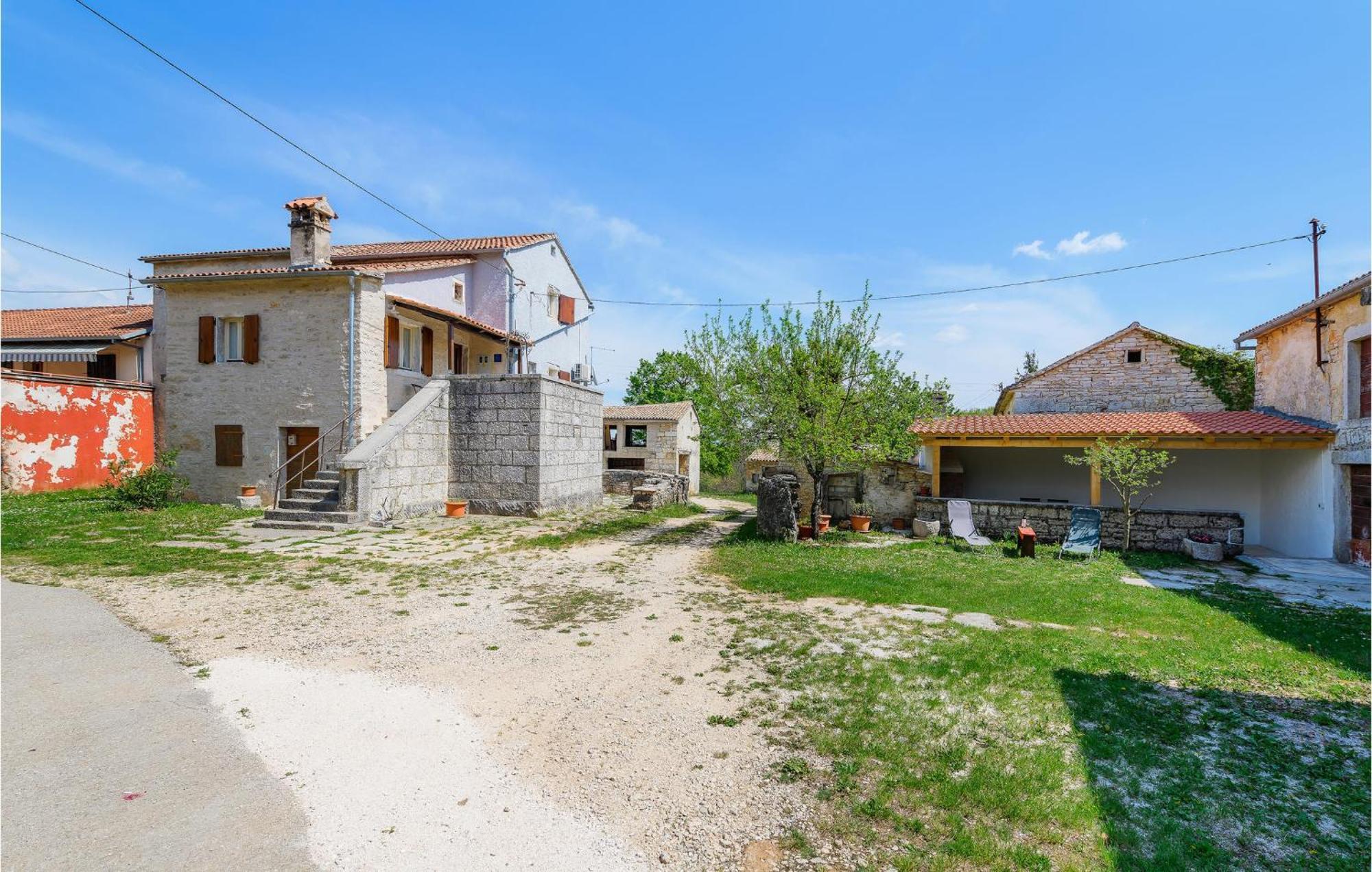 Cozy Home In Pazin With House A Panoramic View Экстерьер фото