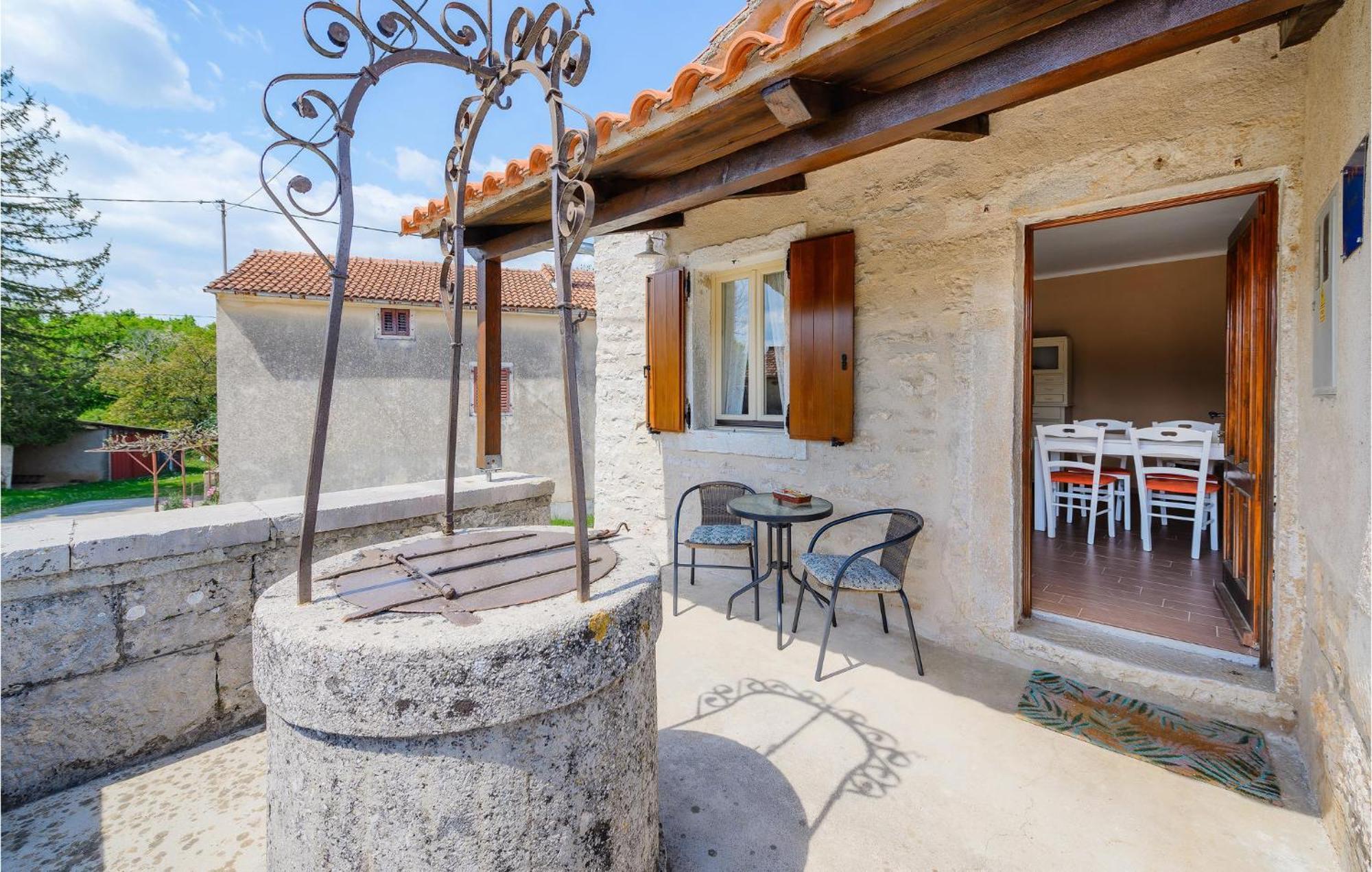 Cozy Home In Pazin With House A Panoramic View Экстерьер фото